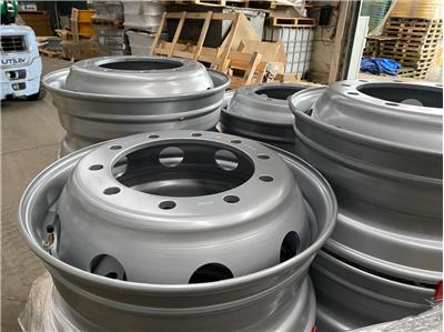 9.00x22.5 truck wheels (offset 175)